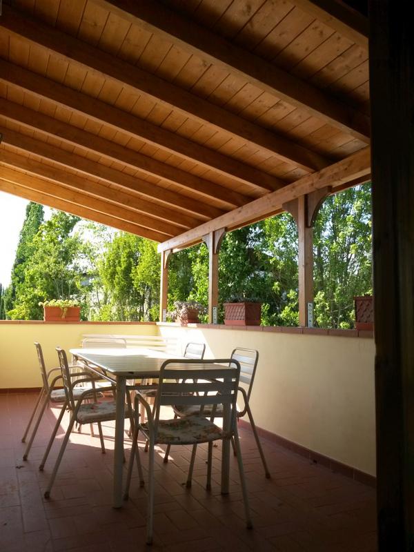 E' il momento giusto per organizzare la realizzazione di una tettoia in legno